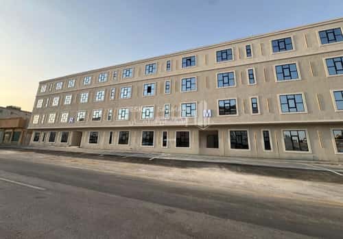 4 bedroom apartment in Al Hazm 4
