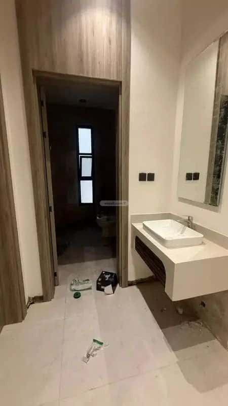 4 bedroom floor in Okaz 12