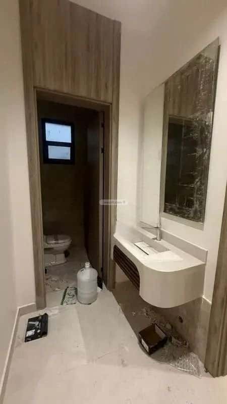 4 bedroom floor in Okaz 5