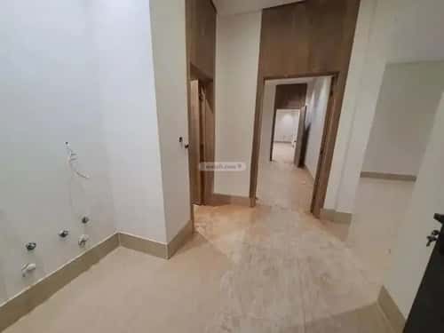 3 bedroom floor in Tuwaiq 7