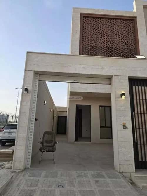 3 bedroom floor in Tuwaiq 4