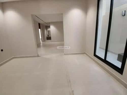 4 bedroom floor in Tuwaiq 7