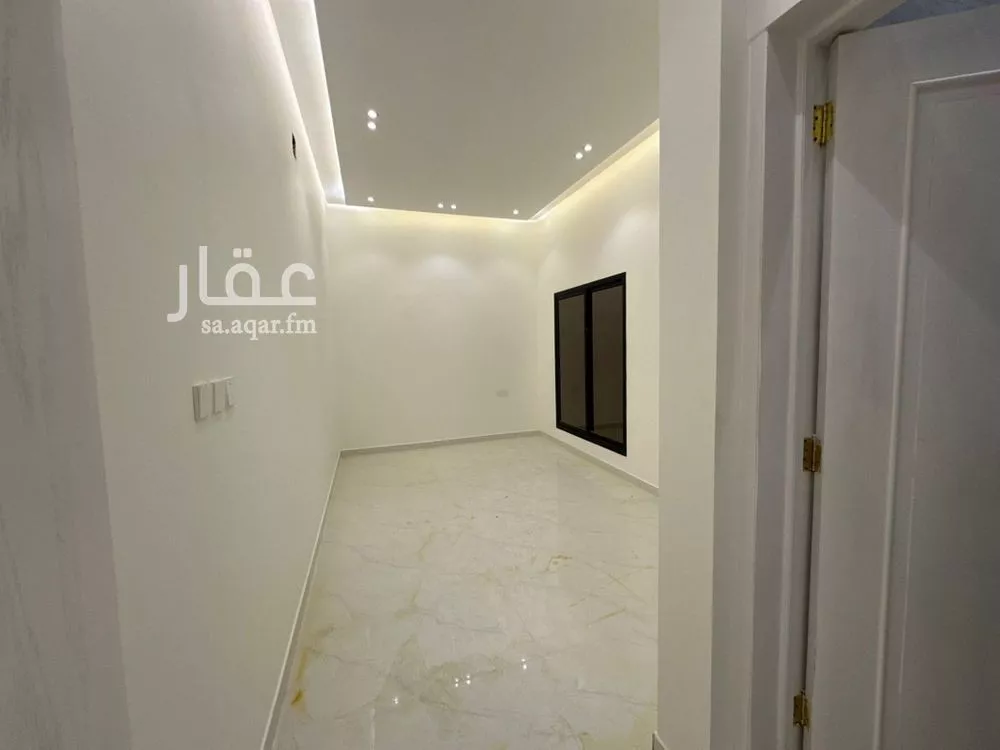 3 bedroom floor in Al Qairawan 3