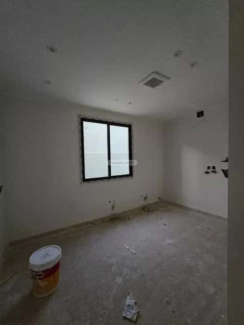 3 bedroom floor in Tuwaiq 8
