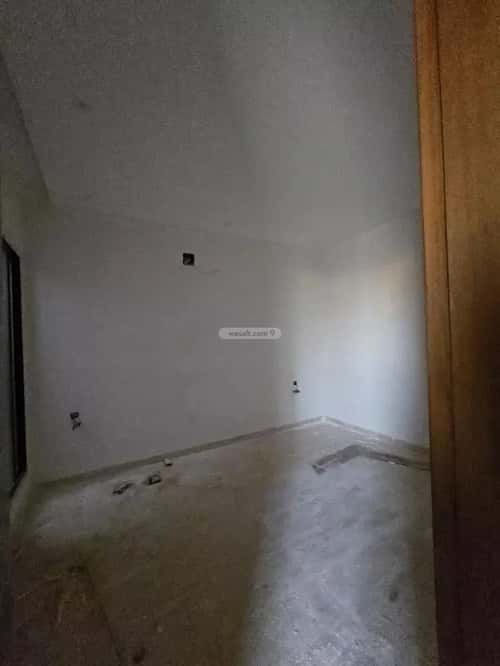 3 bedroom floor in Tuwaiq 13