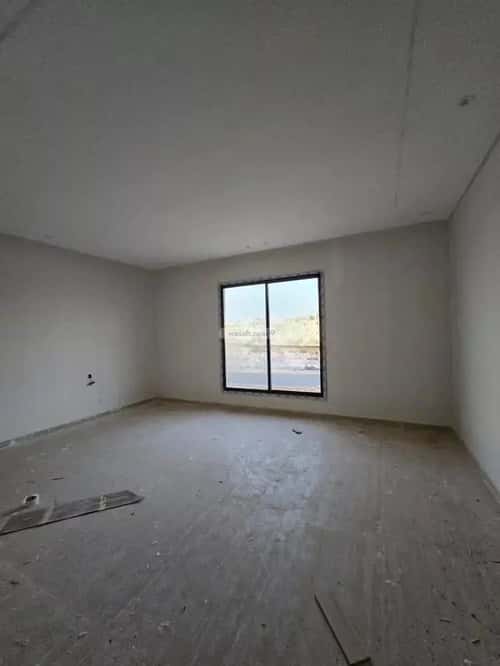 3 bedroom floor in Tuwaiq 12