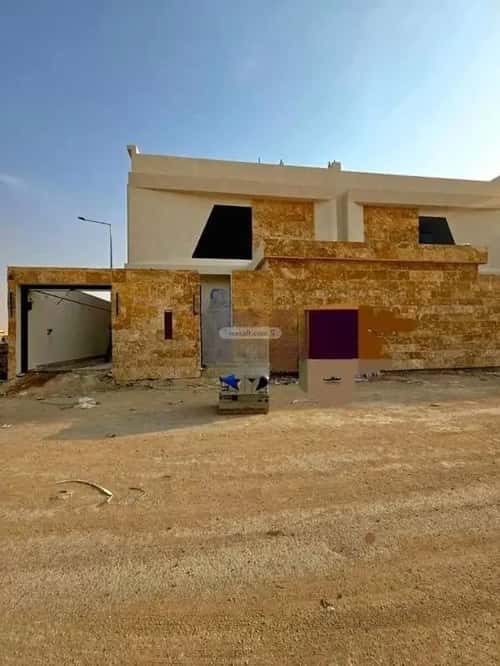 5 bedroom villa in Dirab 9