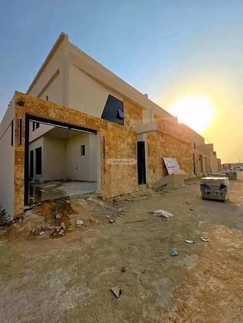 5 bedroom villa in Dirab 3