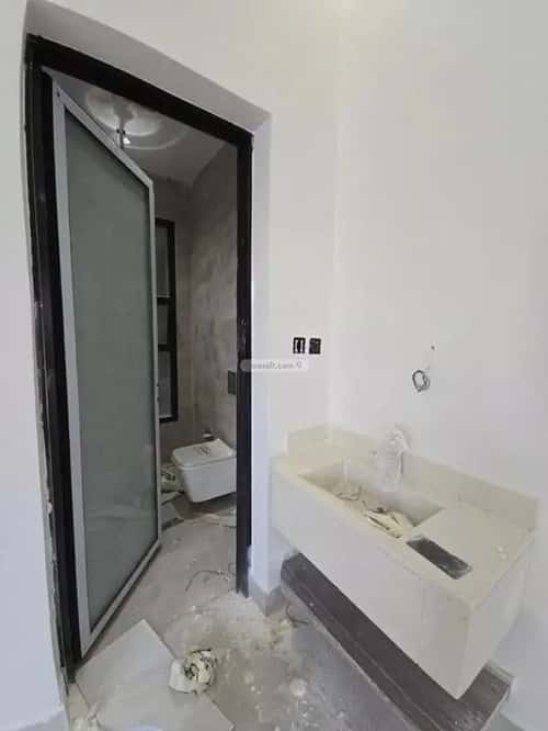 5 bedroom villa in Dirab 10