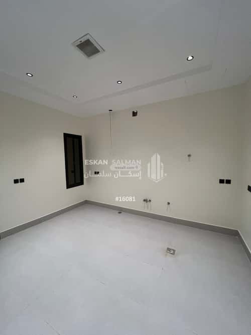 5 bedroom floor in Al Khaleej 1