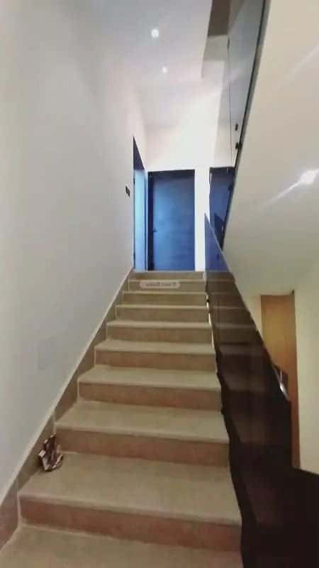 شقة 4 غرف في طويق 11