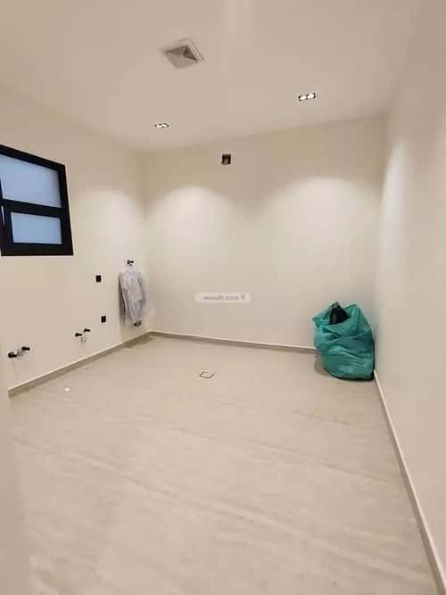 4 bedroom floor in Al Zahrah 5