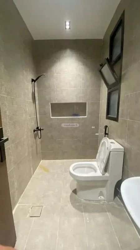 3 bedroom floor in Tuwaiq 5