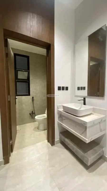 3 bedroom floor in Tuwaiq 7