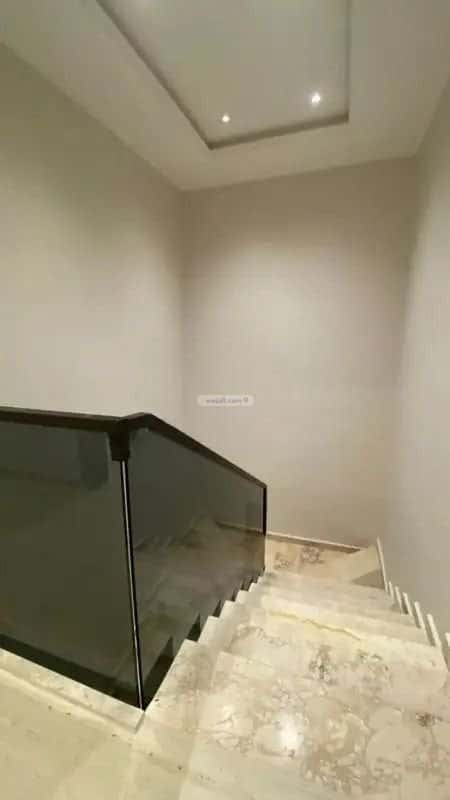 4 bedroom apartment in As Suwaidi 5