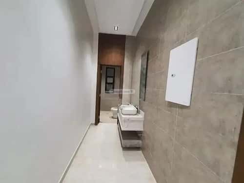 3 bedroom floor in Tuwaiq 9