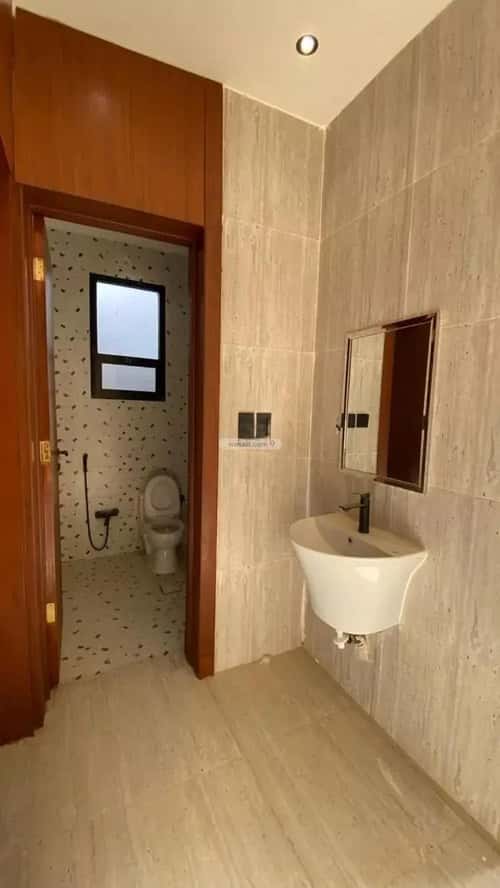 3 bedroom floor in Tuwaiq 1