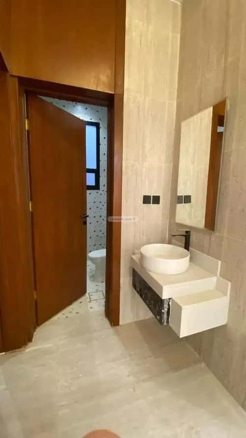 3 bedroom floor in Tuwaiq 3