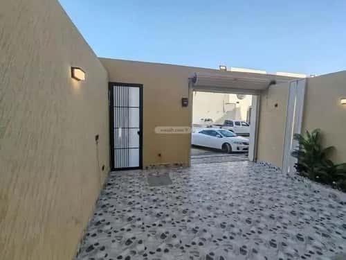 3 bedroom floor in Tuwaiq 4