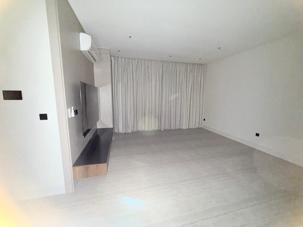 3 bedroom apartment in Irqah 5