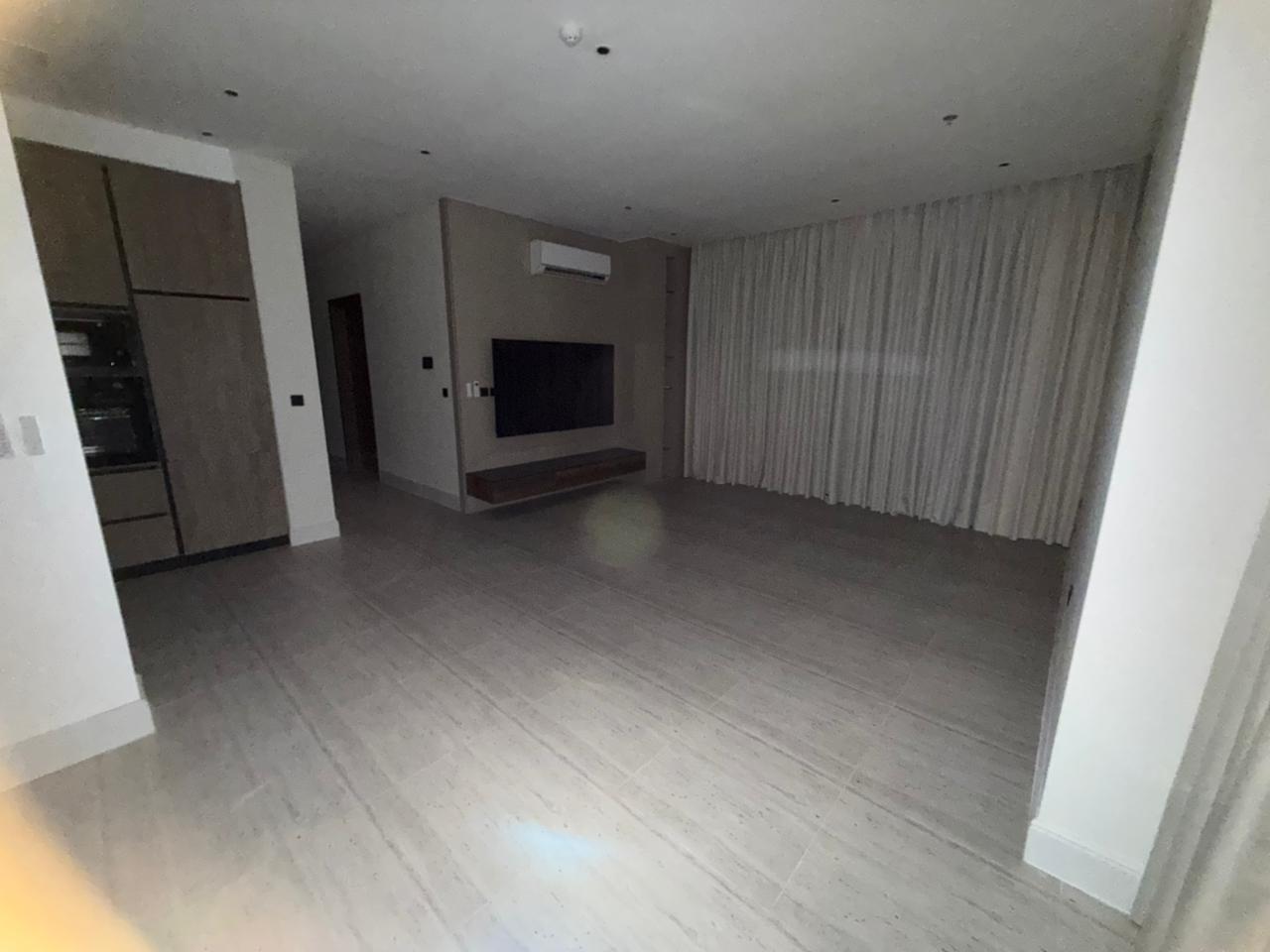 3 bedroom apartment in Irqah 6