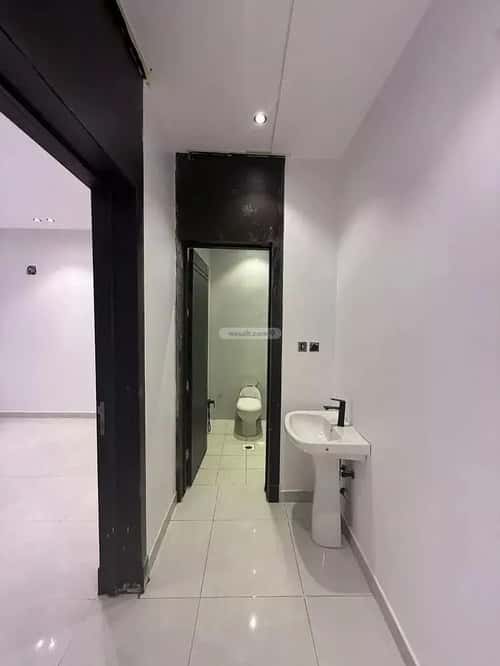 فيلا 4 غرف في عكاظ 15