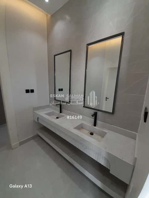 11 bedroom villa in Al Janadriyah 4