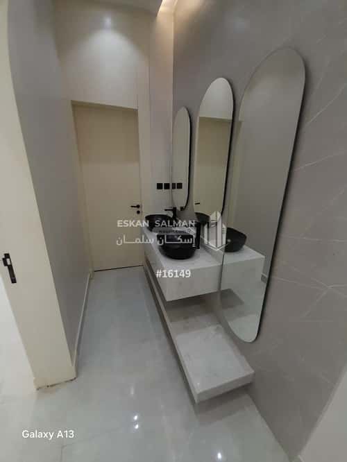 11 bedroom villa in Al Janadriyah 9
