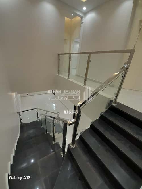 11 bedroom villa in Al Janadriyah 8