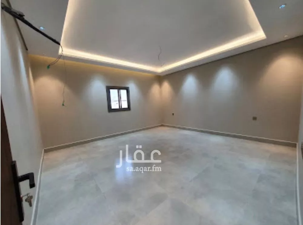5 bedroom villa in King Fahd 11