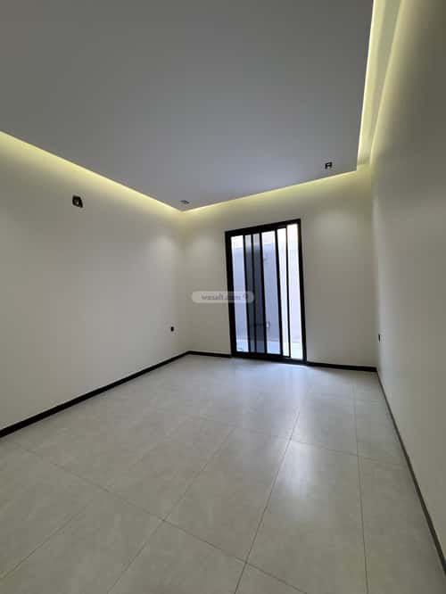 5 bedroom villa in Al Janadriyah 6