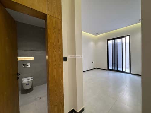 5 bedroom villa in Al Janadriyah 4