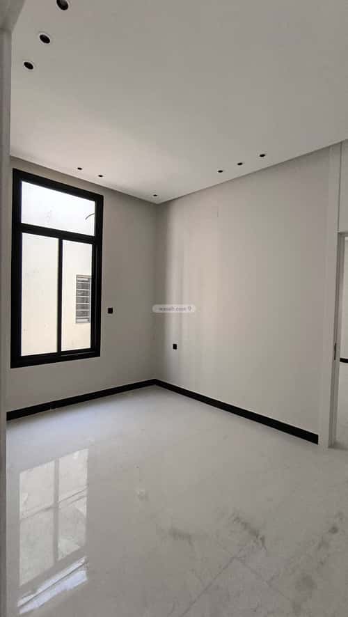 5 bedroom floor in Al Bayan 3