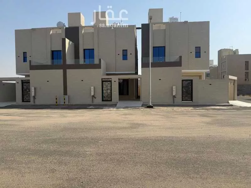 6 bedroom villa in King Fahd 19