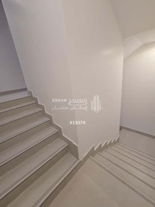 7 bedroom villa in Al Yarmouk 14