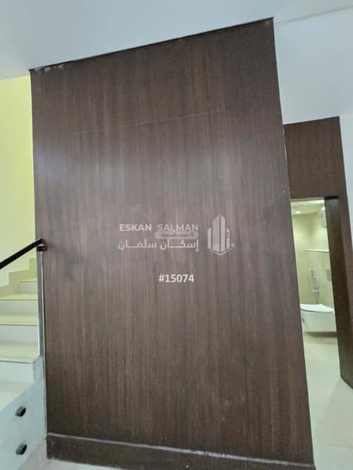 7 bedroom villa in Al Yarmouk 6