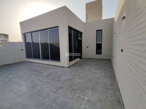 5 bedroom villa in Al Yarmouk 7