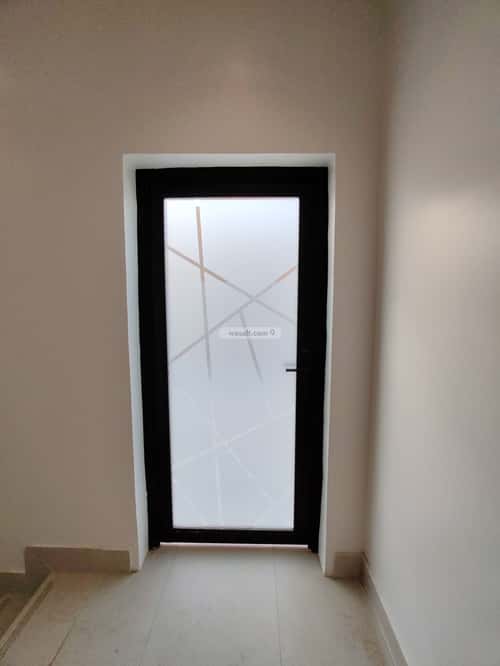 5 bedroom villa in Al Yarmouk 3