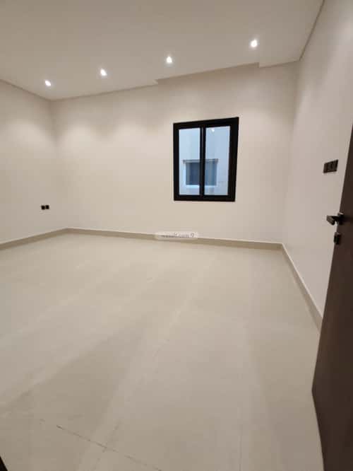 5 bedroom villa in Al Yarmouk 5