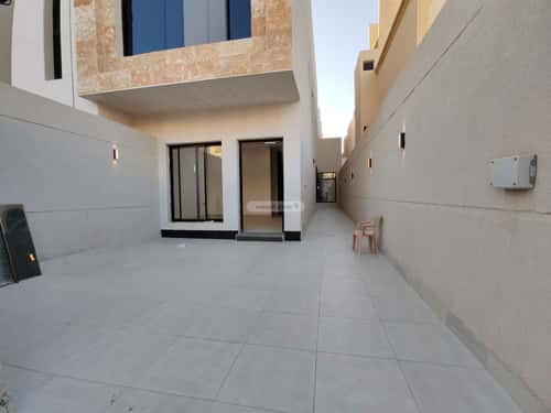5 bedroom villa in Al Yarmouk 6
