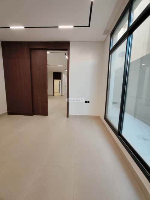5 bedroom villa in Al Yarmouk 17