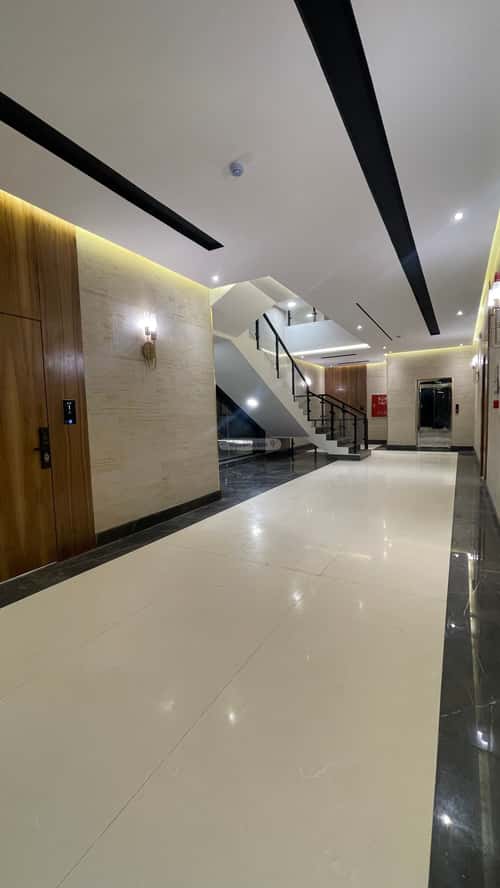 4 bedroom apartment in Dhahrat Laban 5