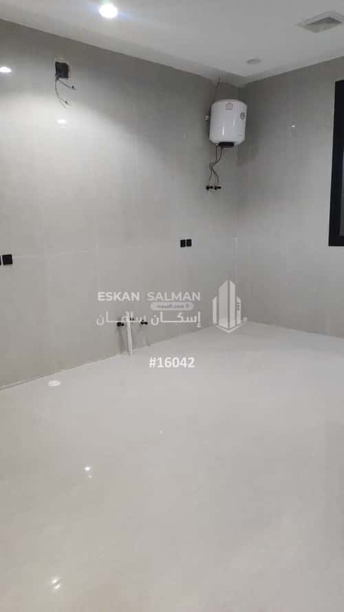 5 bedroom floor in Al Khaleej 3