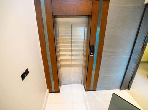 4 bedroom floor in Ulaishah 17