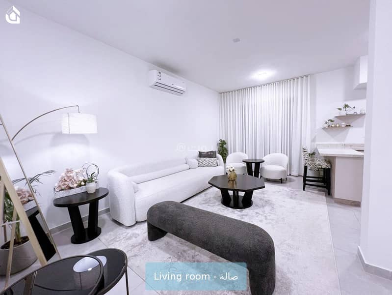 3 bedroom villa in King Khalid International Airport, Riyadh 5