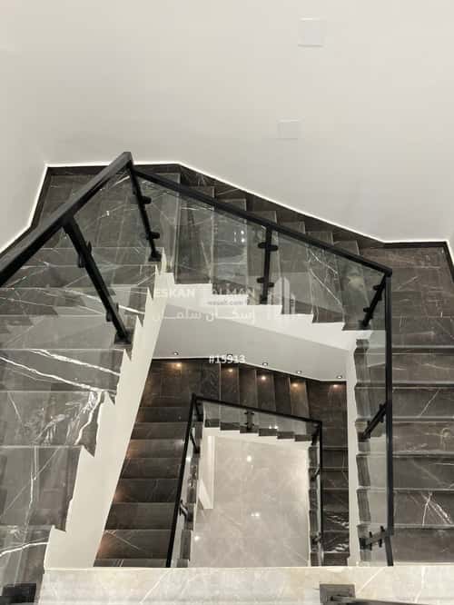 9 bedroom villa in Al Bayan 12