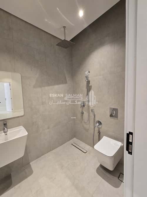 6 bedroom apartment in At Taawon 2
