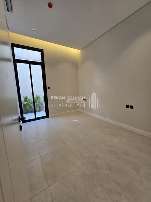 6 bedroom apartment in At Taawon 18