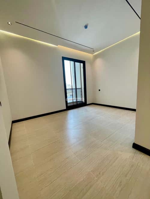 4 bedroom apartment in Dhahrat Laban 4