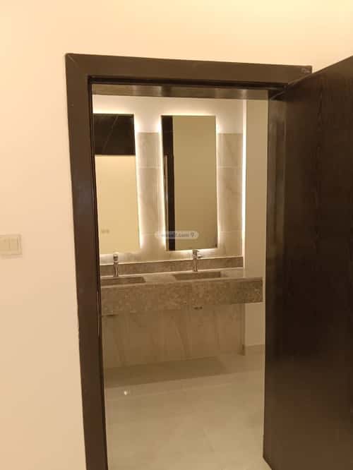 7 bedroom villa in Al Janadriyah 16